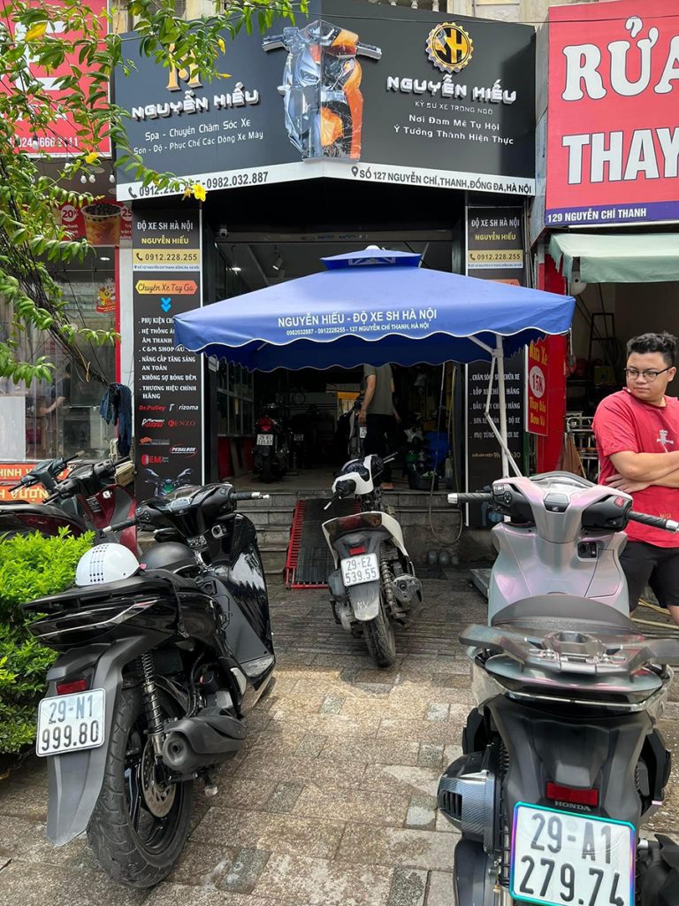 cửa hàng chính của đội cứu hộ khẩn cấp nguyễn hiếu motor